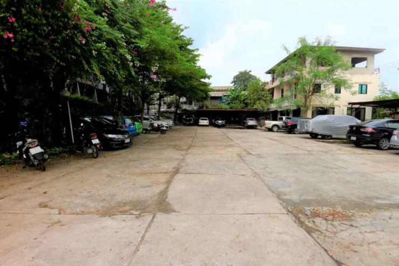 Platinum Place Bangkok Exterior foto