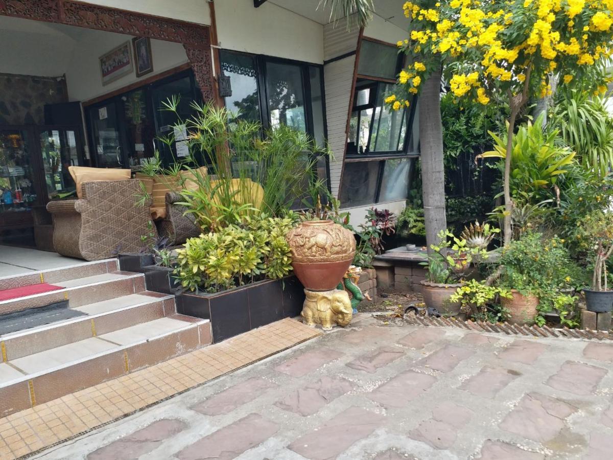Platinum Place Bangkok Exterior foto